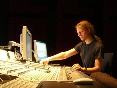 Andrew Mottl at KHM mixing stage